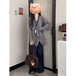 灰色翻領毛衣外套女秋冬2025新款慵懶高級感收腰秋季針織開衫上衣