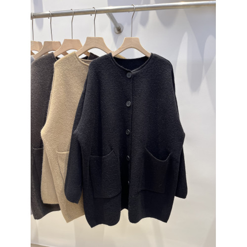 松弛感慵懶風大口袋圓領中長款毛衣外套女秋冬季加厚寬松針織開衫 松弛感慵懶風大口袋圓領中長款毛衣外套女秋冬季加厚寬松針織開衫