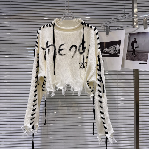 網紅同款2025冬季新款時尚辣妹綁帶袖子字母塗鴉套頭針織毛衣毛衫 網紅同款2025冬季新款時尚辣妹綁帶袖子字母塗鴉套頭針織毛衣毛衫