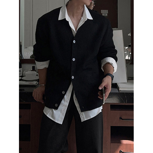 SSUMENAM「老錢風」V領針織開衫男秋冬季潮流韓版毛衣外套外穿 SSUMENAM「老錢風」V領針織開衫男秋冬季潮流韓版毛衣外套外穿