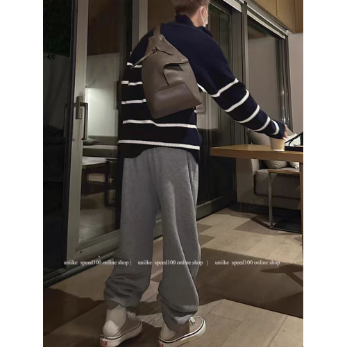 半拉鍊條紋毛衣男立領秋冬新款慵懶高級感寬松套頭打底針織衫外套 半拉鍊條紋毛衣男立領秋冬新款慵懶高級感寬松套頭打底針織衫外套