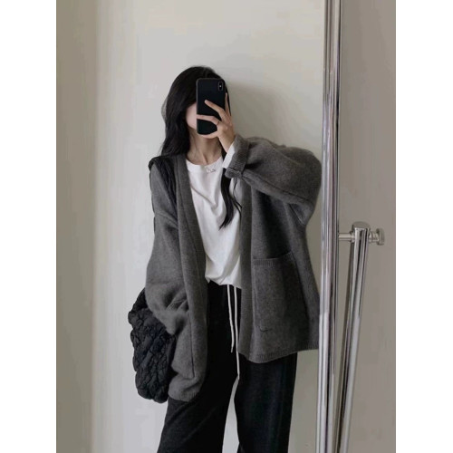 灰色浣熊絨中長款毛衣外套女秋冬寬松慵懶風羊毛針織開衫外搭外穿