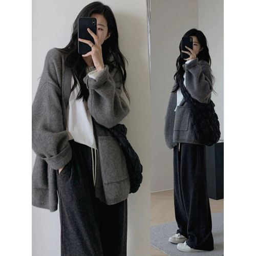 灰色浣熊絨中長款毛衣外套女秋冬寬松慵懶風羊毛針織開衫外搭外穿