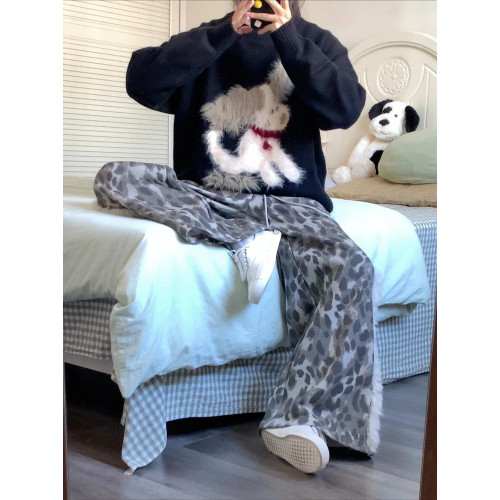 國潮牌情侶休閒寬松時尚毛絨小狗提花毛衣秋冬新款黑色針織衫上衣