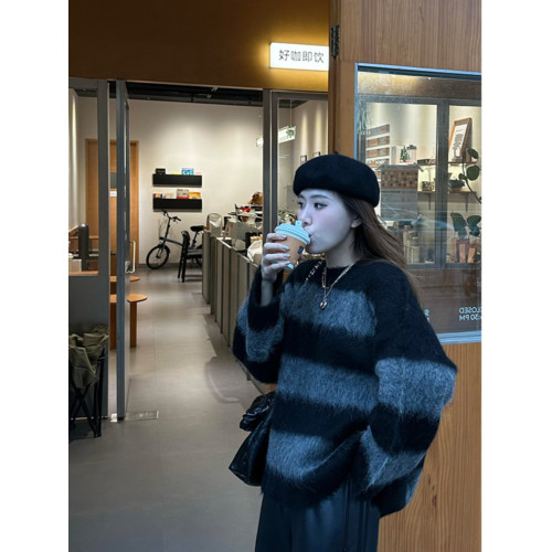 韓系氛圍感氣質慵懶風條紋圓領套頭毛衣女秋冬寬松休閒設計感上衣