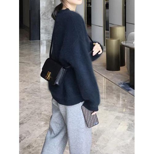 2025秋冬仿水貂絨軟糯馬海毛紅色毛衣女內搭寬松慵懶風外穿上衣厚 2025秋冬仿水貂絨軟糯馬海毛紅色毛衣女內搭寬松慵懶風外穿上衣厚