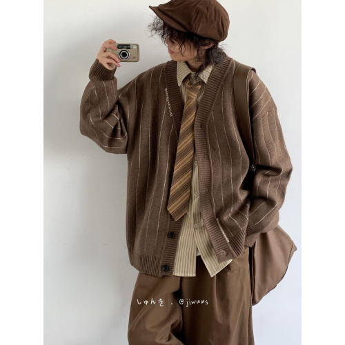 秋冬日系復古中性美拉德條紋開衫毛衣男女生學院風V領針織外套潮 秋冬日系復古中性美拉德條紋開衫毛衣男女生學院風V領針織外套潮