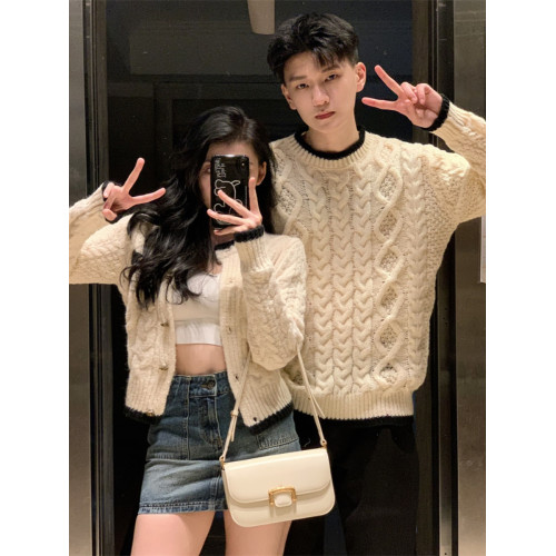 秋冬款超火情侶裝高級感毛衣一長一短針織開衫外套2025新款男女潮 秋冬款超火情侶裝高級感毛衣一長一短針織開衫外套2025新款男女潮