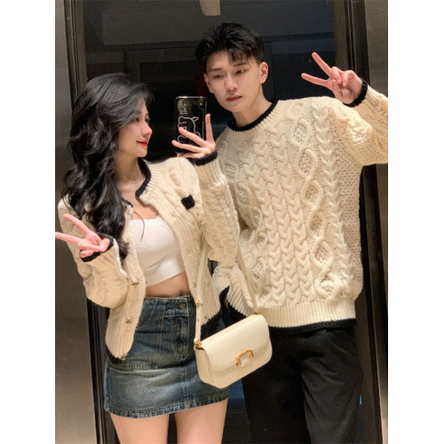 秋冬款超火情侶裝高級感毛衣一長一短針織開衫外套2025新款男女潮 秋冬款超火情侶裝高級感毛衣一長一短針織開衫外套2025新款男女潮
