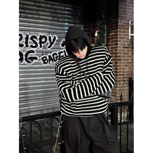 韓系風格穿搭連帽黑白條紋毛衛衣男慵懶高級感cleanfit針織衫外套 韓系風格穿搭連帽黑白條紋毛衛衣男慵懶高級感cleanfit針織衫外套