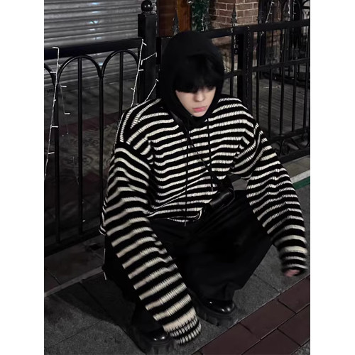 韓系風格穿搭連帽黑白條紋毛衛衣男慵懶高級感cleanfit針織衫外套 韓系風格穿搭連帽黑白條紋毛衛衣男慵懶高級感cleanfit針織衫外套