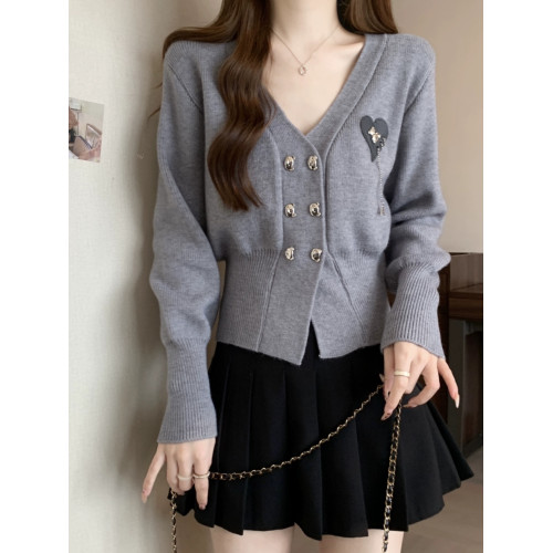 灰色V領愛心毛衣外套女早秋季大碼胖mm收腰顯瘦短款針織開衫上衣