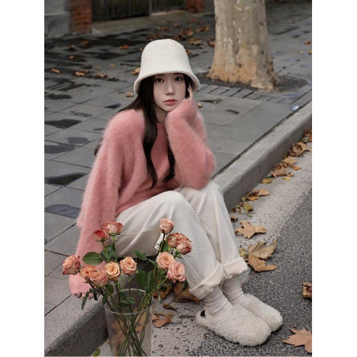 法式毛絨絨溫柔毛衣女2024冬季保暖新款氛圍感上衣粉色加厚針織衫