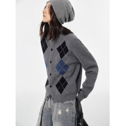 法式復古撞色菱格針織開衫女秋冬顯瘦內搭插肩袖打底毛衣上衣外套