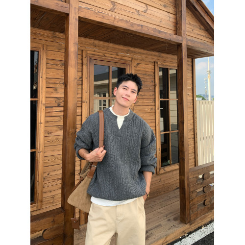 Holocene美式潮牌立體肌理感小V領套頭毛衣男純色簡約寬松針織衫 Holocene美式潮牌立體肌理感小V領套頭毛衣男純色簡約寬松針織衫