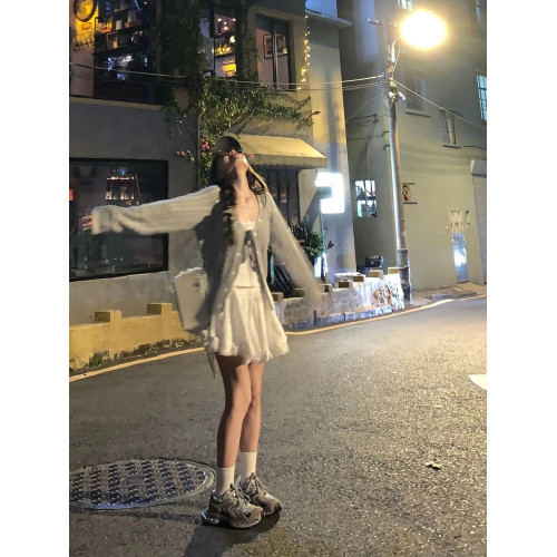 春秋新款日系古著復古軟糯奶fufu慵懶風灰色長袖針織開衫毛衣外套 春秋新款日系古著復古軟糯奶fufu慵懶風灰色長袖針織開衫毛衣外套