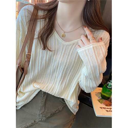 法式慵懶v領針織衫女春秋薄款小衆設計感內搭韓系chic別致上衣潮 法式慵懶v領針織衫女春秋薄款小衆設計感內搭韓系chic別致上衣潮