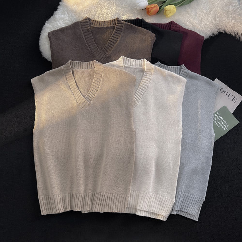日系V領毛織背心男秋冬季百搭針織坎肩馬甲寬松潮牌情侶無袖毛衣 日系V領毛織背心男秋冬季百搭針織坎肩馬甲寬松潮牌情侶無袖毛衣
