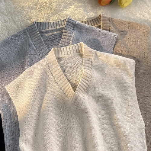 日系V領毛織背心男秋冬季百搭針織坎肩馬甲寬松潮牌情侶無袖毛衣 日系V領毛織背心男秋冬季百搭針織坎肩馬甲寬松潮牌情侶無袖毛衣