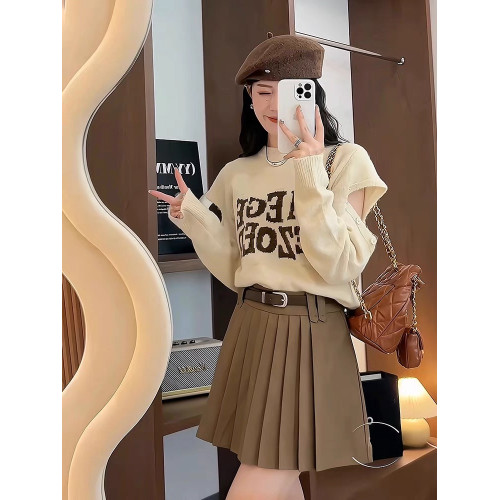 設計感小衆套頭毛衣女秋季新款小個子字母露肩短款外穿針織衫上衣