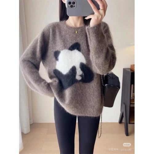 〖egg雞蛋〗羊駝毛絨絨熊貓提花慵懶風 軟糯拉毛套頭針織毛衣女