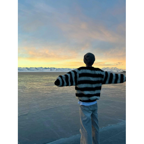 水貂絨條紋情侶毛衣男秋冬季韓版寬松針織衫oversize圓領軟糯上衣