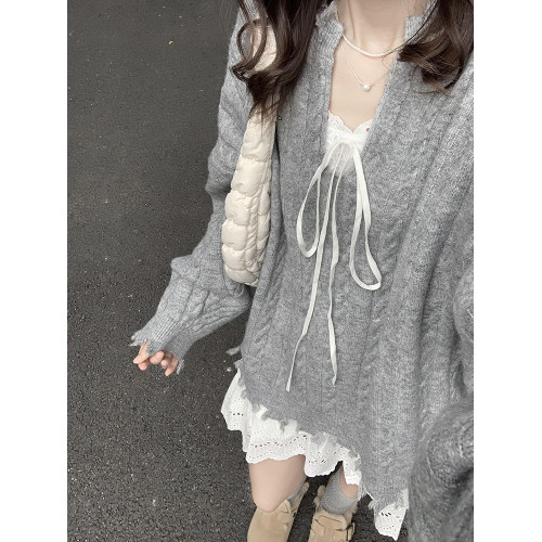 灰色麻花針織衫女2026早秋季新款高級感慵嬾風寬鬆V領毛衣秋冬季