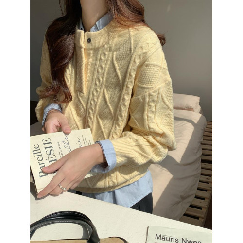 奶黃色復古日系慵懶圓領麻花寬松外穿內搭設計感小衆毛衣女針織衫 奶黃色復古日系慵懶圓領麻花寬松外穿內搭設計感小衆毛衣女針織衫