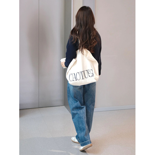 韓系冷淡系藏青色翻領拉鍊開衫毛衣女秋冬季短款休閒百搭針織外套 韓系冷淡系藏青色翻領拉鍊開衫毛衣女秋冬季短款休閒百搭針織外套