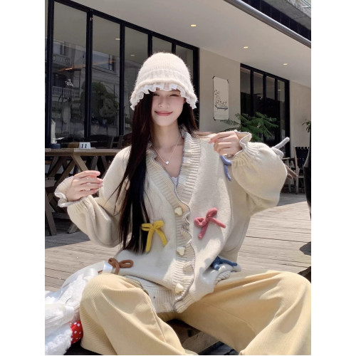 2025秋冬新款韓版寬松慵懶風蝴蝶結針織毛衣女設計感小衆上衣 2025秋冬新款韓版寬松慵懶風蝴蝶結針織毛衣女設計感小衆上衣