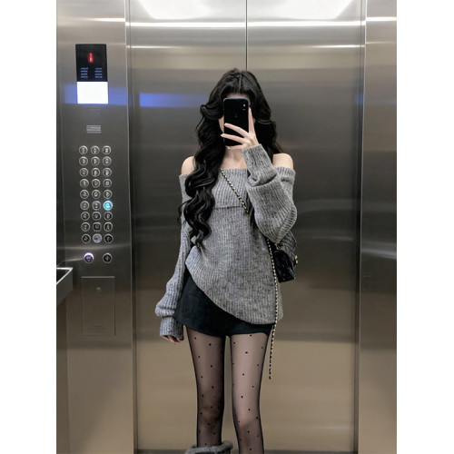 美式復古灰色一字肩毛衣女秋冬寬松慵懶風松弛感套頭長袖針織上衣 美式復古灰色一字肩毛衣女秋冬寬松慵懶風松弛感套頭長袖針織上衣
