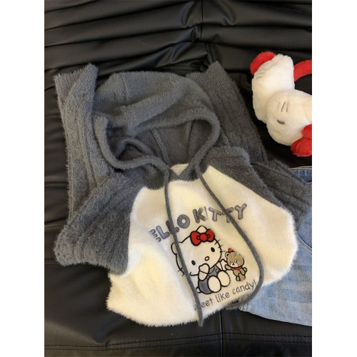 2025新款慵懶高級感上衣KITTY貓綉花插肩袖連帽撞色套頭毛衣女 2025新款慵懶高級感上衣KITTY貓綉花插肩袖連帽撞色套頭毛衣女