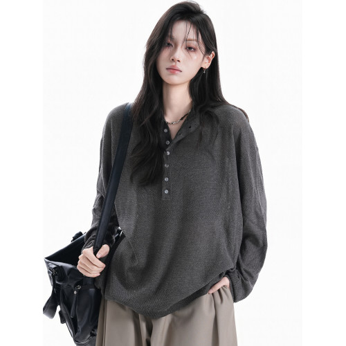 【坐吃山空】秋季慵懶感高級深灰色紐釦半開領針織衫女寬松長袖潮 【坐吃山空】秋季慵懶感高級深灰色紐釦半開領針織衫女寬松長袖潮