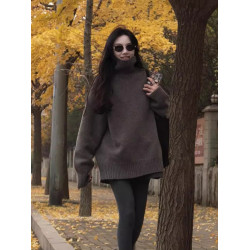 慵懶風棕色中長款高領毛衣女冬季加厚高級感套頭浣熊絨針織衫外穿