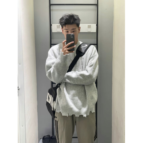 美式復古刺綉破壞設計毛衣男女秋冬潮牌小衆慵嬾風寬鬆軟糯針織衫