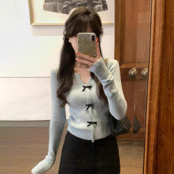 早秋穿搭蝴蝶結紅色毛衣女秋冬季2025慵嬾高級感內搭打底針織上衣