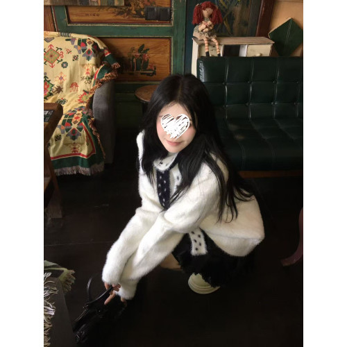 白色仿水貂趣味小狗馬海毛軟糯毛衣女秋冬慵懶風高級奶fufu帶圍脖 白色仿水貂趣味小狗馬海毛軟糯毛衣女秋冬慵懶風高級奶fufu帶圍脖