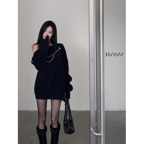 純欲風甜美設計感拉鍊露肩鏈條胸針中長款毛衣女秋冬慵懶針織上衣 純欲風甜美設計感拉鍊露肩鏈條胸針中長款毛衣女秋冬慵懶針織上衣