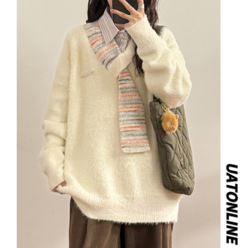 UATONLINE2025秋冬日系休閒圍脖拼接設計感針織衫V領毛衣上衣女潮 UATONLINE2025秋冬日系休閒圍脖拼接設計感針織衫V領毛衣上衣女潮
