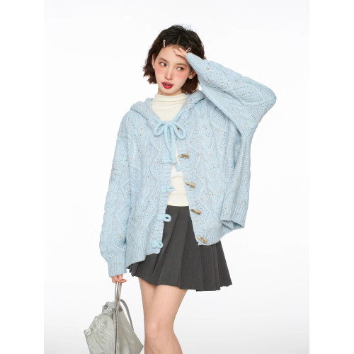 藍色連帽麻花牛角釦毛衣外套女秋冬季加厚慵懶風重工針織開衫外穿 藍色連帽麻花牛角釦毛衣外套女秋冬季加厚慵懶風重工針織開衫外穿