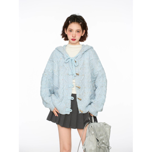 藍色連帽麻花牛角釦毛衣外套女秋冬季加厚慵懶風重工針織開衫外穿 藍色連帽麻花牛角釦毛衣外套女秋冬季加厚慵懶風重工針織開衫外穿