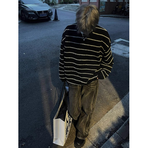 美式小衆設計感黑白條紋寬松套頭毛衣男女春秋休閒百搭針織衫上衣 美式小衆設計感黑白條紋寬松套頭毛衣男女春秋休閒百搭針織衫上衣