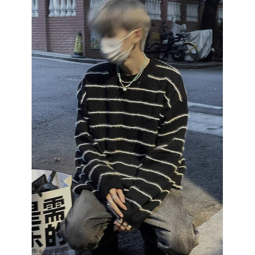 美式小衆設計感黑白條紋寬松套頭毛衣男女春秋休閒百搭針織衫上衣 美式小衆設計感黑白條紋寬松套頭毛衣男女春秋休閒百搭針織衫上衣