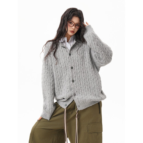 美式復古麻花紐釦毛衣開衫女男秋冬季純色肌理感慵懶針織外套情侶 美式復古麻花紐釦毛衣開衫女男秋冬季純色肌理感慵懶針織外套情侶