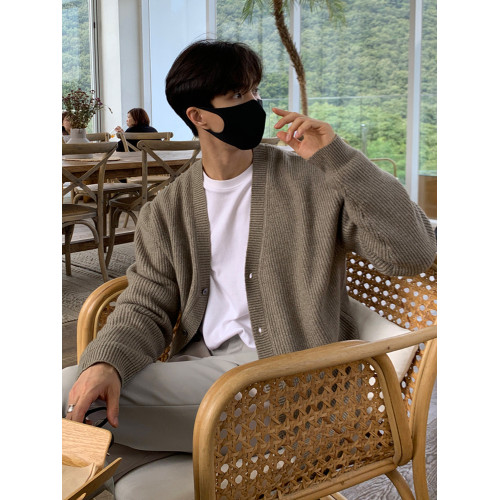 老錢風針織開衫毛衣男外套秋冬季韓版寬松休閒慵懶風V領純色線衣 老錢風針織開衫毛衣男外套秋冬季韓版寬松休閒慵懶風V領純色線衣