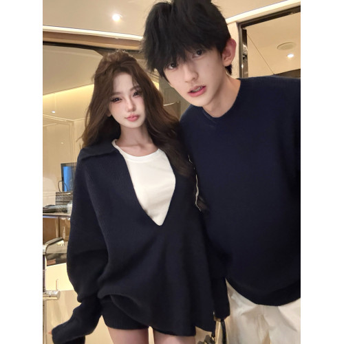 松弛感情侶裝毛衣秋冬季慵懶風簡約大V領坑條針織衫短褲休閒套裝