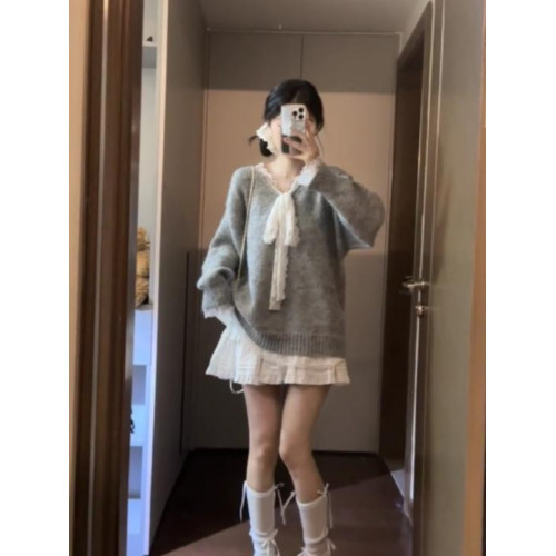 灰色設計感蕾絲拼接蝴蝶結長袖毛衣針織衫女秋季休閒寬松氣質上衣 灰色設計感蕾絲拼接蝴蝶結長袖毛衣針織衫女秋季休閒寬松氣質上衣