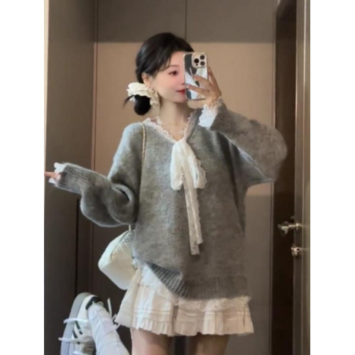 灰色設計感蕾絲拼接蝴蝶結長袖毛衣針織衫女秋季休閒寬松氣質上衣 灰色設計感蕾絲拼接蝴蝶結長袖毛衣針織衫女秋季休閒寬松氣質上衣