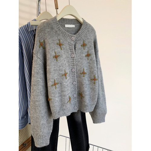 聖誕穿搭灰色毛衣外套2026秋冬季新款元旦跨年寬松針織開衫上衣女 聖誕穿搭灰色毛衣外套2026秋冬季新款元旦跨年寬松針織開衫上衣女