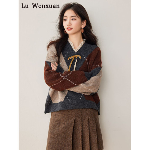 美拉德v領毛衣女款2025新款秋冬季慵懶高級感時尚早秋氛圍感穿搭